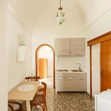 Apartment Fantastic Masseria Near Ostuni Ostuni